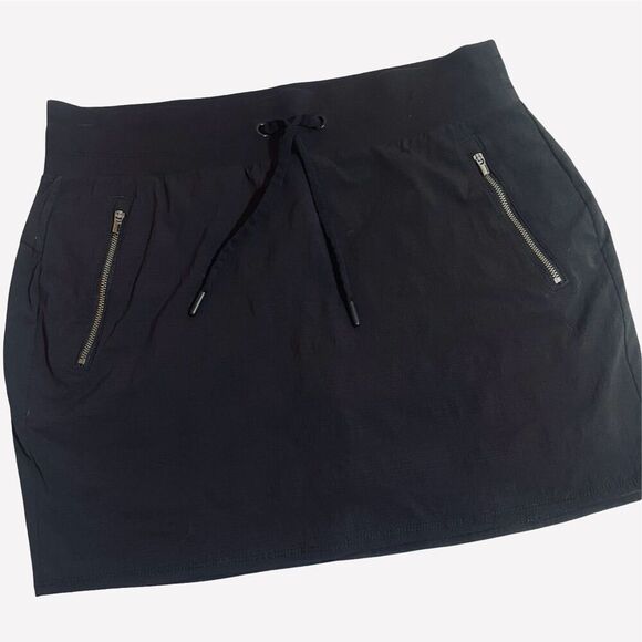 Athleta Trekkie North Skort - Picture 1 of 8